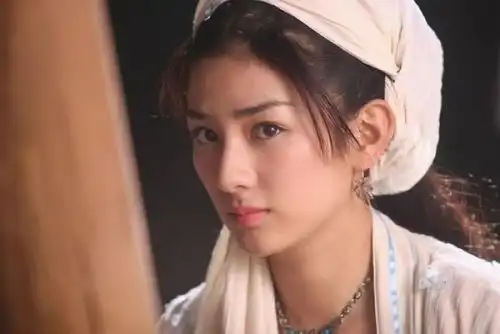 黄奕到底有何魅力离婚后得到3位贵人相助,身份一个比一个厉害