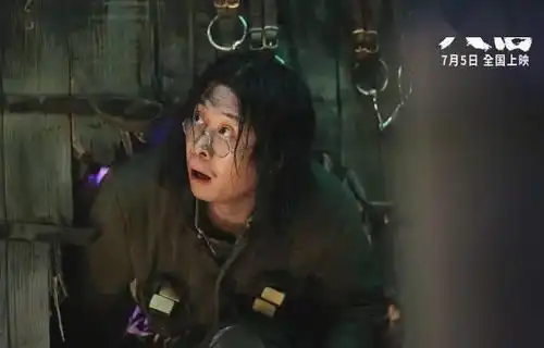 震撼大作,催泪神片八佰正在热映.....
