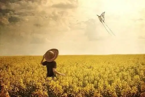 怕的不是他厉害,而是他从平凡到厉害,你却跟不上
