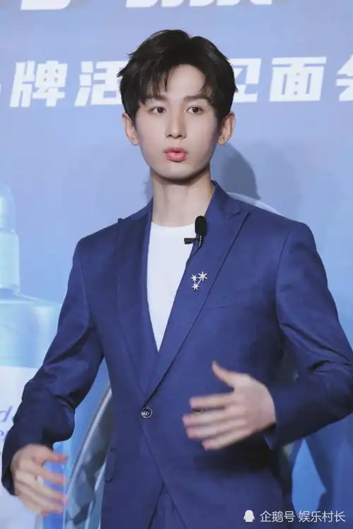 成毅离组沉香如屑,高情商谈新剧完美结合现场活动,杨紫变瘦迷惑发文
