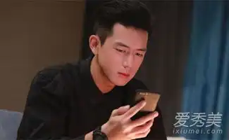 蜜汁炖鱿鱼韩商言喜欢谁蜜汁炖鱿鱼韩商言喜欢佟年吗
