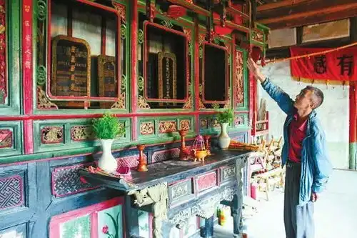 江川邓氏家族美德代代传
