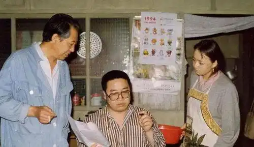 善恶终有报江郎才尽的英达,和梁欢结婚27年,苦都吃尽了