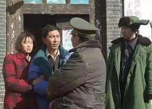 女大学生做家教,被人哄骗卖为人妻,两人贩子最终落得600元好处
