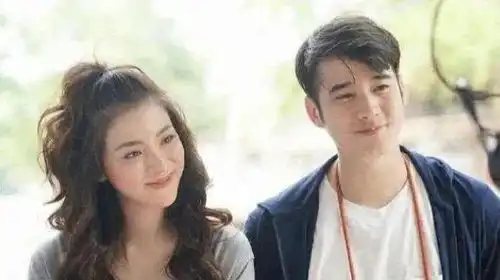 初恋这件小事9年后男女主再同框,一个美若天仙,一个变油腻大叔