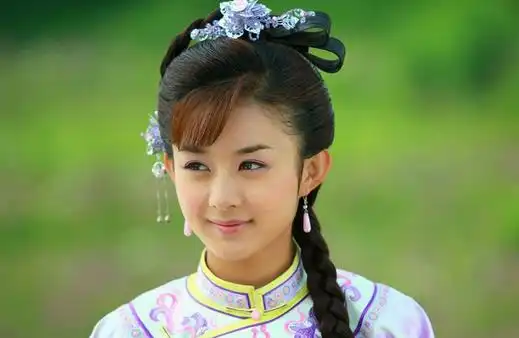 新还珠格格的主演没火,配角却火了起来