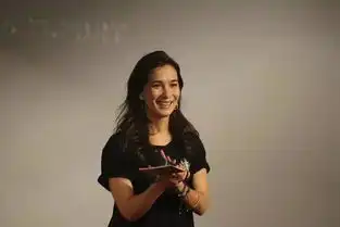 战狼2女一号卢靖姗现身重庆,出演该影片只是作为吴京的好友为他帮忙

