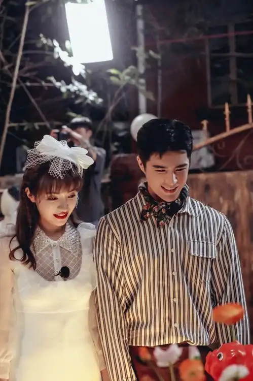 姜潮当众对老婆读表白信狂飙土味情话撒狗粮