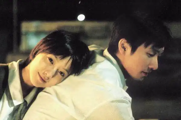 金喜善9岁女儿变美了曾被质疑整容的她41岁没有脸僵
