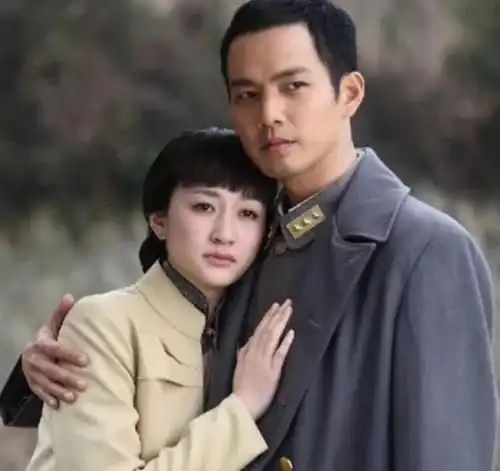 时隔十二年,钟汉良李小冉又成恋人,还能再现当年经典吗