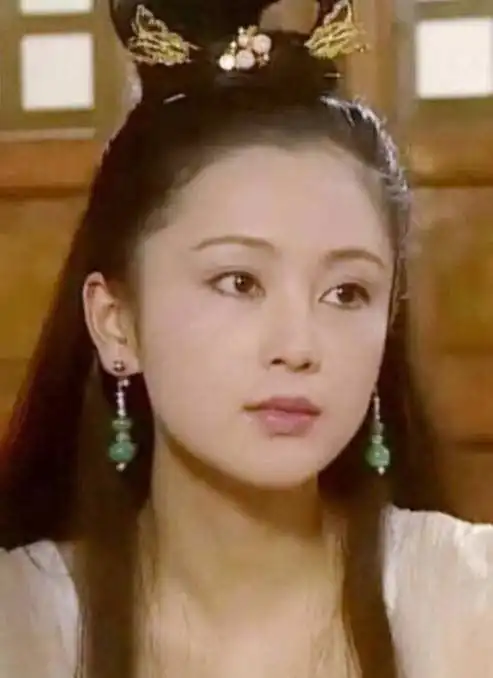 古装绝色美人盘点杨幂张馨予凄美,佟丽娅媚而不俗陈红经典
