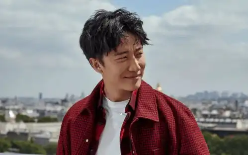 小八卦,周冬雨,刘诗诗,微微,黄轩宋茜,张云龙合作团队短时间内