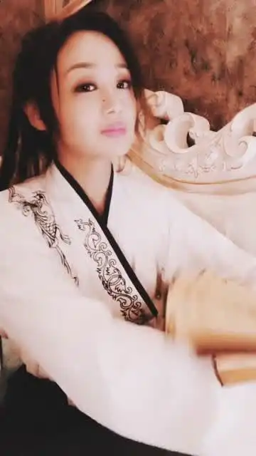 乌龙闯情关的霍水仙你还记得么,小姐姐模仿得是不是非常像
