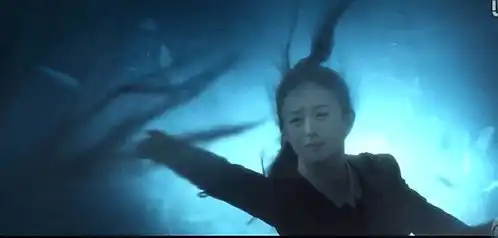 楚乔传上半部结局花絮剧照,玥公子终于跳了冰湖
