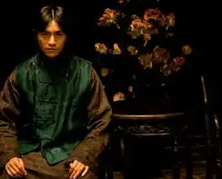 网友热议让子弹飞别想太多,跟着姜文往前冲
