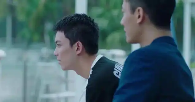 路小北战胜引力战队,靠的不是王凯这个卧底,而是他多年老友的帮助