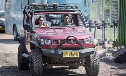 细数热剧战狼2那些国产车,北汽东风抢尽风头
