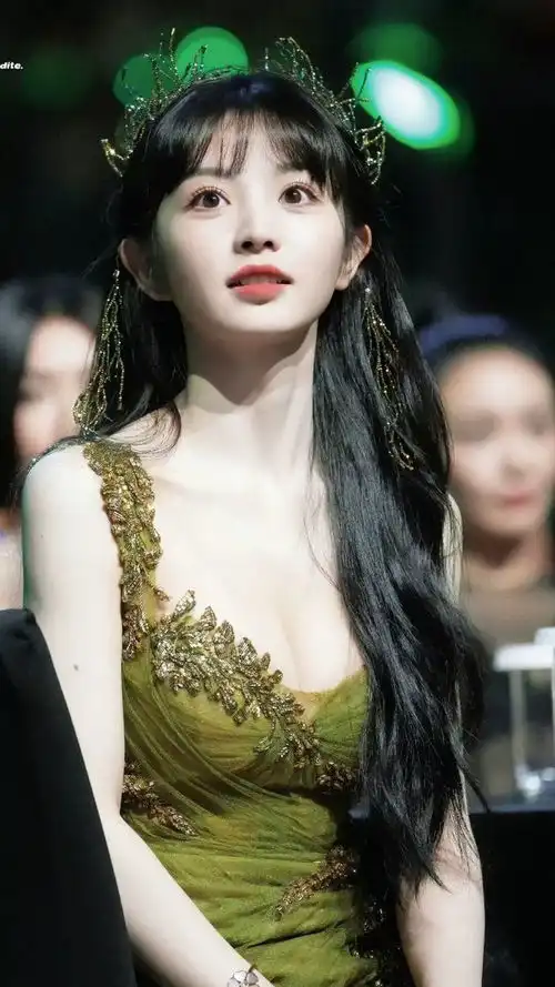 田曦薇这饱满的身材有多给力,看看这27张美图其他女星该惭愧了