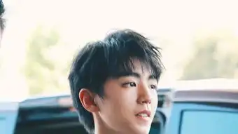 张一山犀利提问王俊凯我们俩什么时候可以一起演个戏