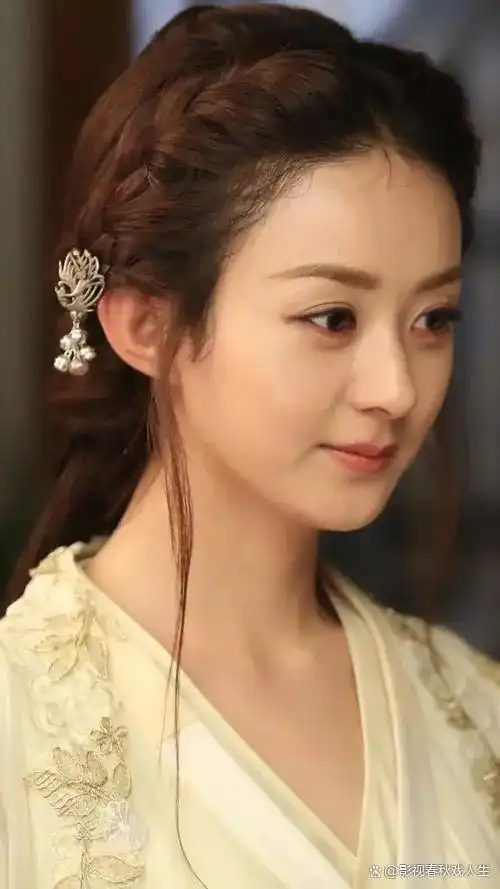 楚乔传中赵丽颖所饰演的楚乔实际上是一个蠢女人
