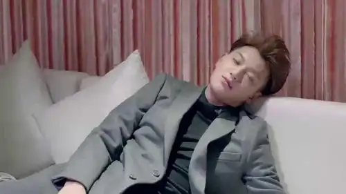 谈判官晨曦别有用心,送醉酒晓飞回家,心机