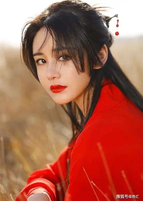 新倚天屠龙记未播先火,配角阵容堪称强大,网友非常期待
