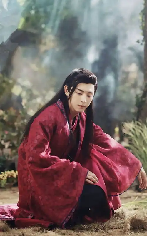 邓伦的3大古装造型,躲过了旭凤没躲过子虚,丹凤眼太撩人
