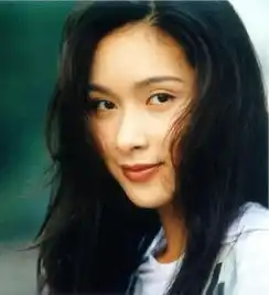她是公认的最美亚姐,令六宫粉黛无颜色,可惜名声不好一直不红
