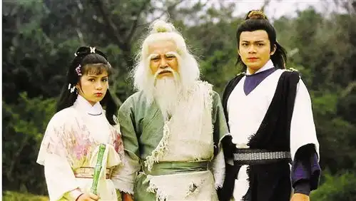 每当83版射雕英雄传重播,大家都如时守候,就为当年的情怀