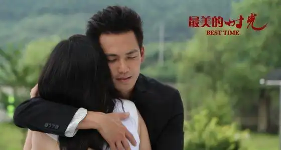 最美的时光爱意汹涌,泛上心头,而我能做的,却唯有等待
