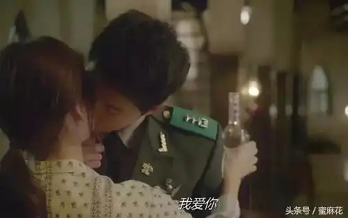 最好的偶像剧太阳的后裔,真正的大结局是宋慧乔嫁给了宋仲基
