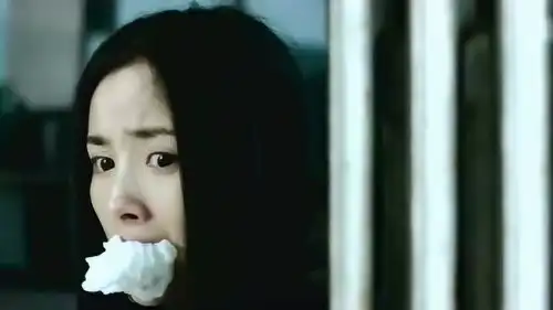 分手大师邓超救杨幂,被人打得半死,杨幂流出了眼泪
