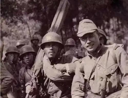 历史上真实的日本鬼子进村
