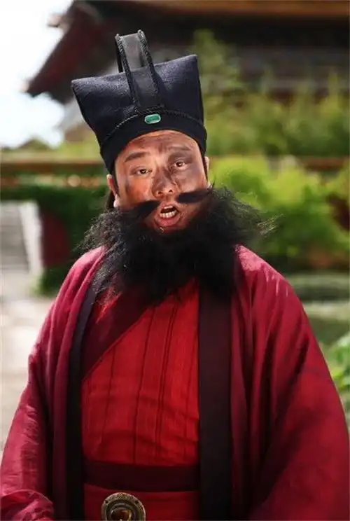 唐德宗嫌状元过丑取消资格,状元气得拔剑自刎,被后人铭记1200年
