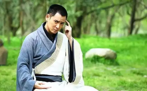 他是最幸运的农民工,只因长相太英俊,从工地打工到改行演戏
