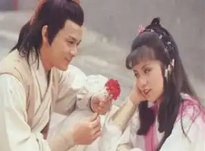 她与男友相恋九年,男友去世,64岁的她一个人生活