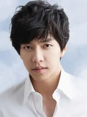 你们被包围了李胜基被刺伤眼允儿心疼李敏镐朴信惠那些情侣档
