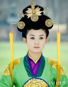 奔跑吧2017第六期腾讯视频10分20秒小猎豹郑凯出场的背景音乐是什么
