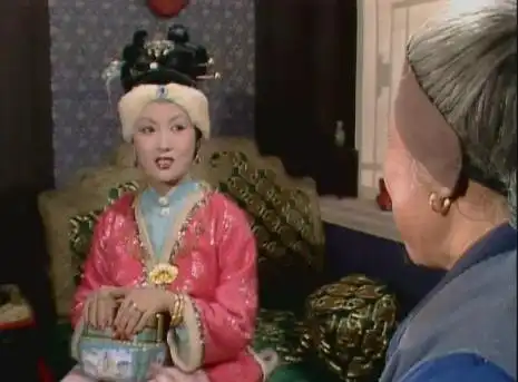 曹立波讲刘姥姥她智商情商都很高,是红楼梦里的暖心人物
