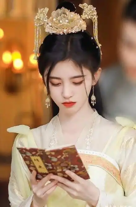 鞠婧祎新剧扮演郡主,彻底告别半永久妆,霸气女王的即视感