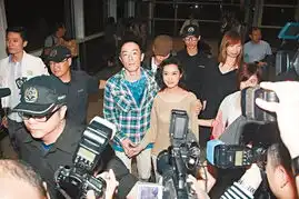 黄贯中曝朱茵怀孕后无肉不欢beyond队员送祝福