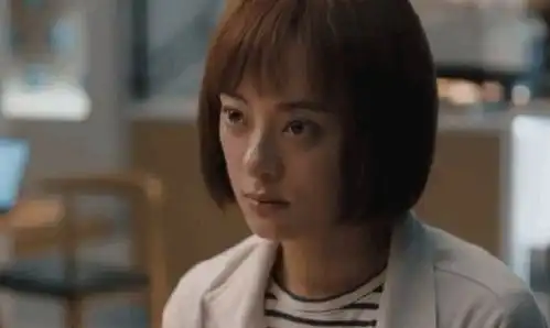 孙俪新剧遇冷终结收视女王神话,外放演技被指演谁都像房似锦