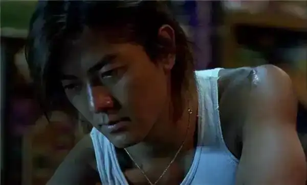 1999年香港电影票房榜前十名,刘德华上榜三部,暗战排名最差
