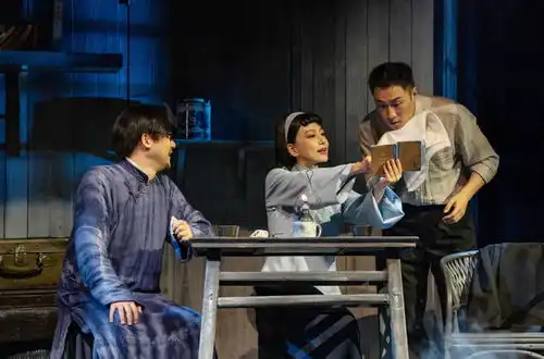 讲好重庆故事抗战话剧雾重庆3月进京展演
