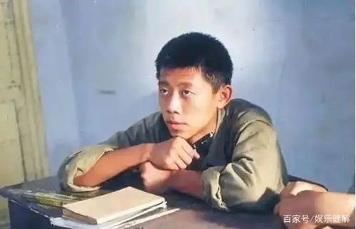 袁泉获金鸡最佳女配,现场感谢先生支持,没想到夏雨的狗粮更狠
