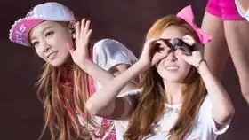 催泪神曲之dear.mom现场版合集想想允儿帕尼不行啊,听着听着就想哭了qaq
