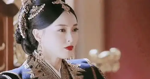 终于不演傻白甜唐嫣新剧英气十足,搭档窦骁佘诗曼有望成爆款