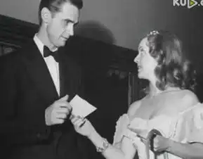 全世界最败家爷们,泡167位好莱坞女星,买下电视台给自己放电影,一本正经地胡来却被美国视为英雄搜狐财经搜狐网
