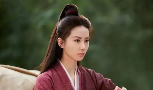 这次不夸刘诗诗的体态了,夸下眉毛
