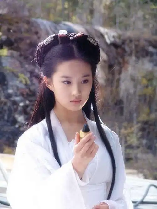 这七位堪称古装剧中的玉女,李沁杨幂当选,但都不如最后一位
